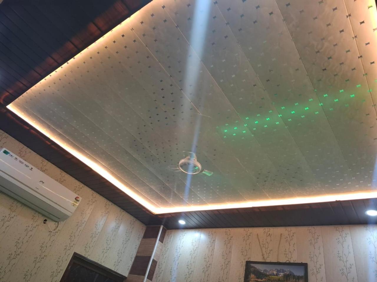 Hotel Sgh Subhadra Guest House Ayodhya Экстерьер фото